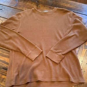 Classic Brown Long Sleeve Thermal Crew shirt. Large. Excellent condition!